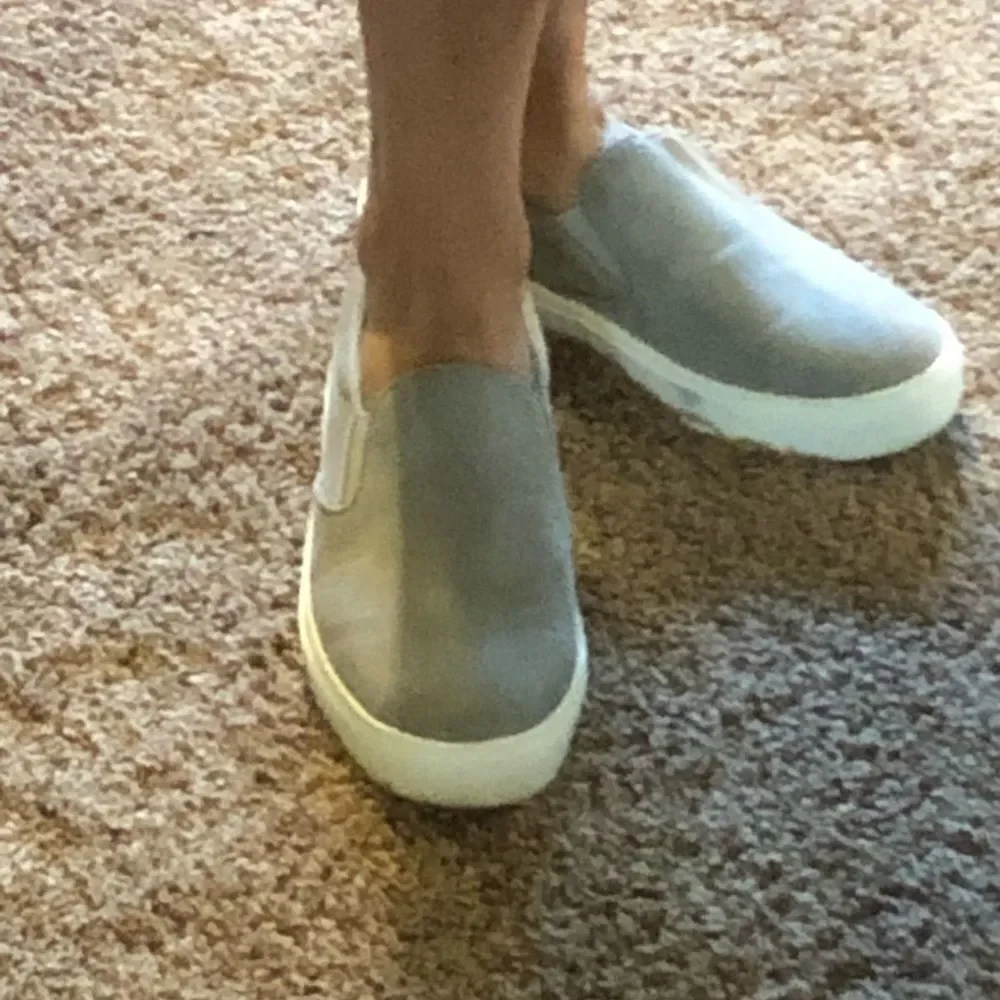 Slip on sneaker